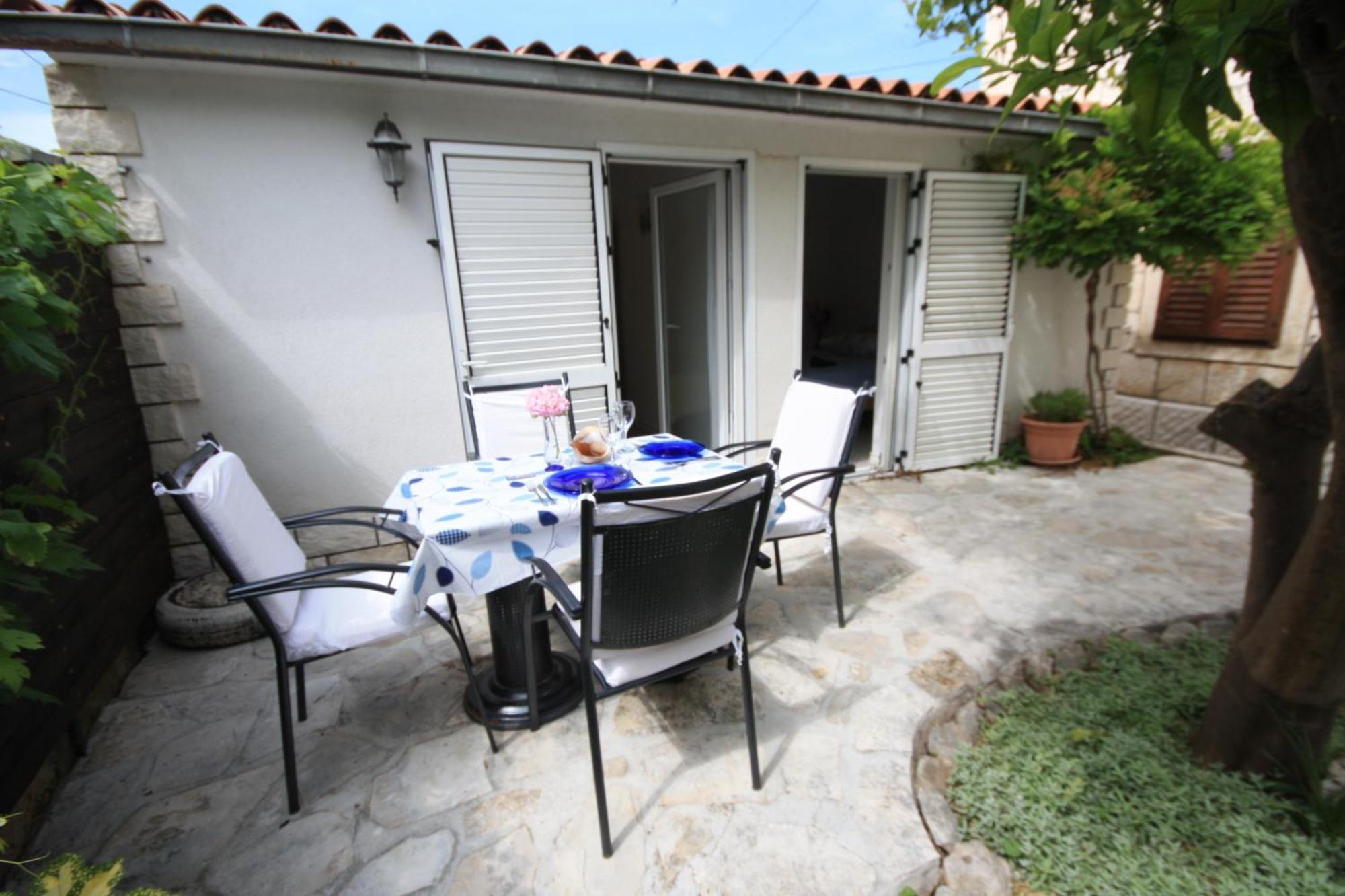Apartments Gina Trogir Exterior photo